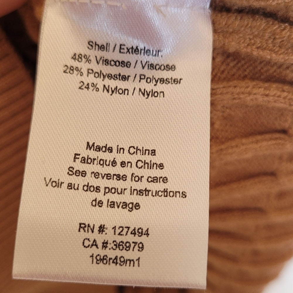 Heartloom Knit Pencil Skirt - Picture 5 of 5